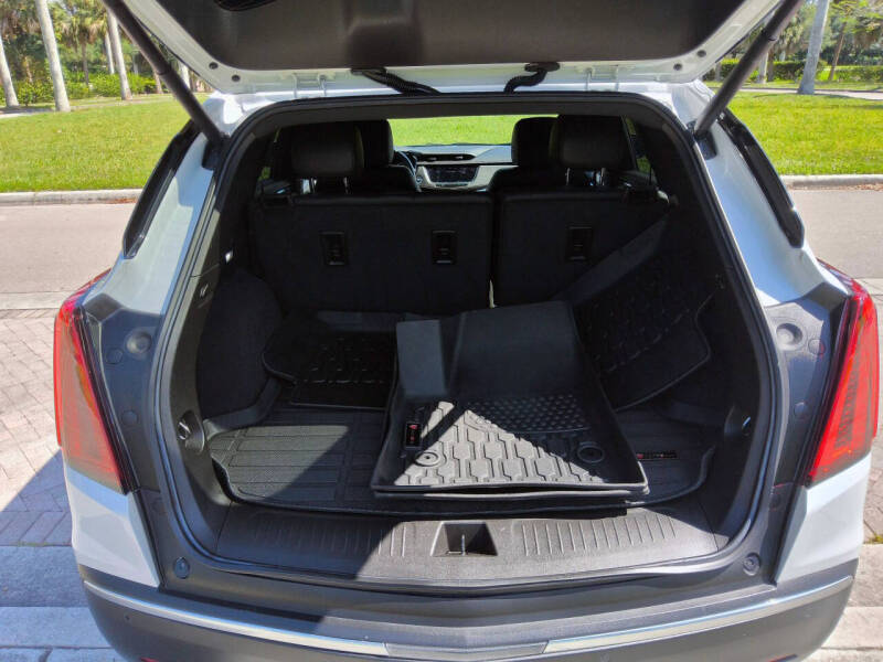 2023 Cadillac XT5 Luxury