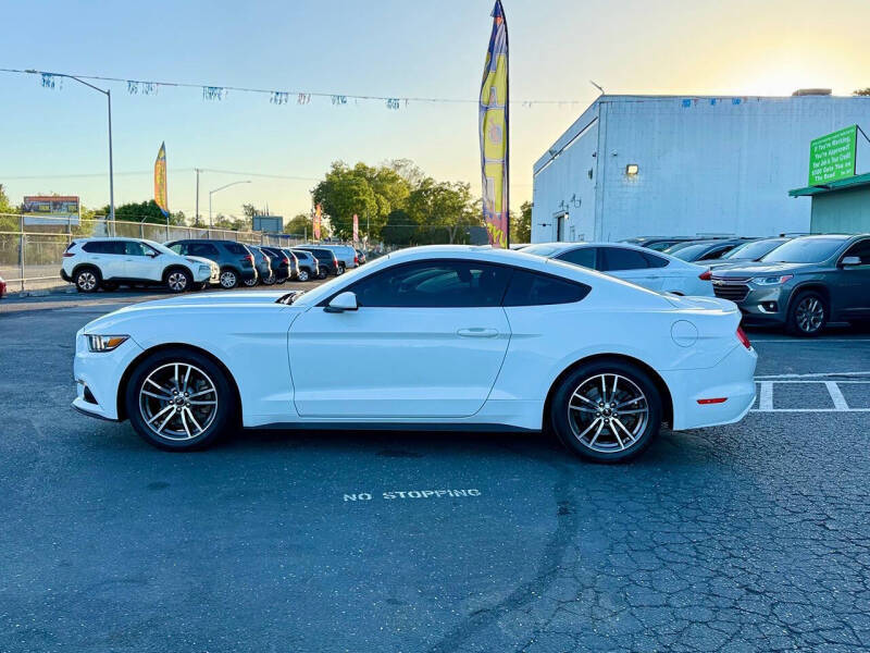 2017 Ford Mustang EcoBoost