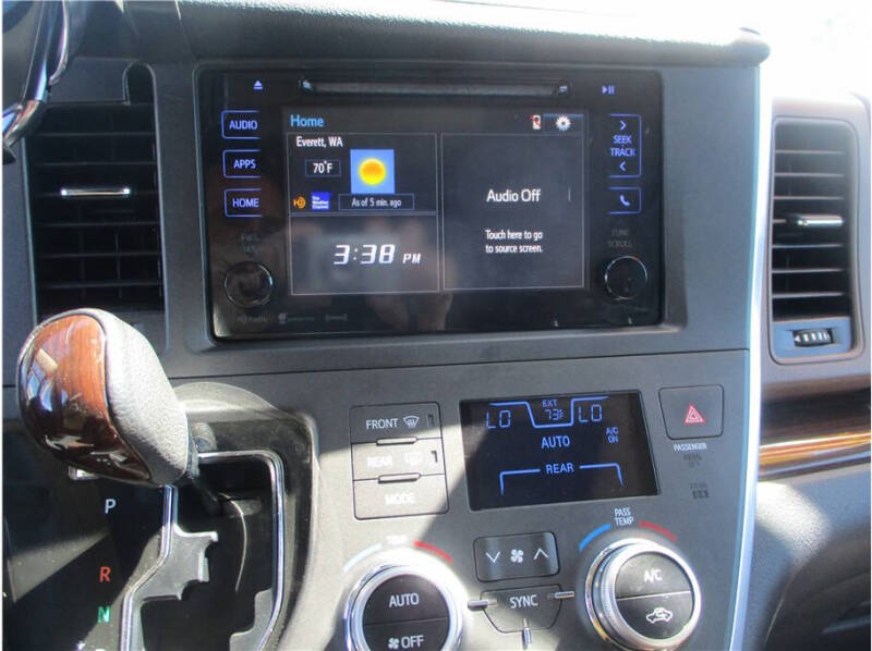 2017 Toyota Sienna
