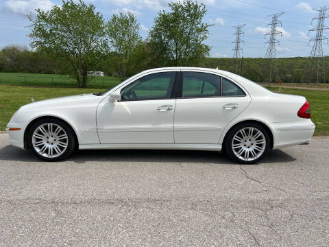 2008 Mercedes-Benz E-Class for sale at Tennessee Valley Wholesale Autos LLC in Huntsville AL
