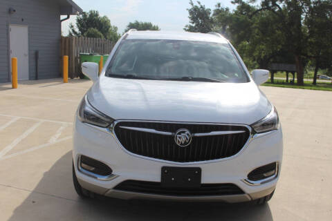 2020 Buick Enclave Essence