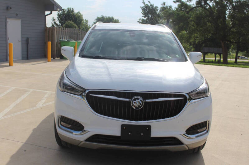 2020 Buick Enclave Essence