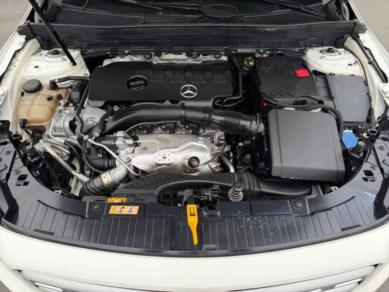 2020 Mercedes-Benz GLB GLB 250 4MATIC