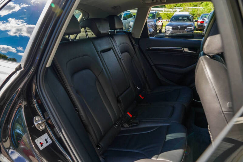 2017 Audi Q5 2.0T quattro Premium Plus