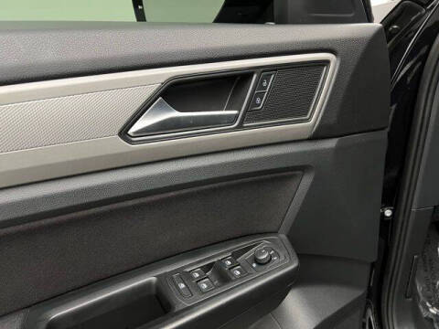 2020 Volkswagen Atlas Cross Sport S