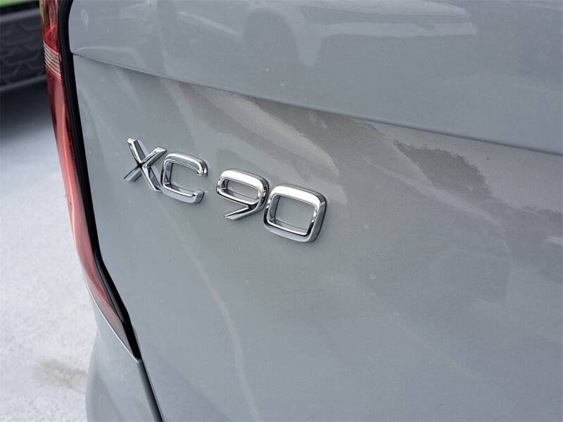 2026 Volvo XC90 B6 Plus 7P