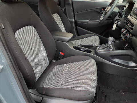 2022 Hyundai Kona SE