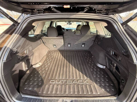 2023 Subaru Outback Premium