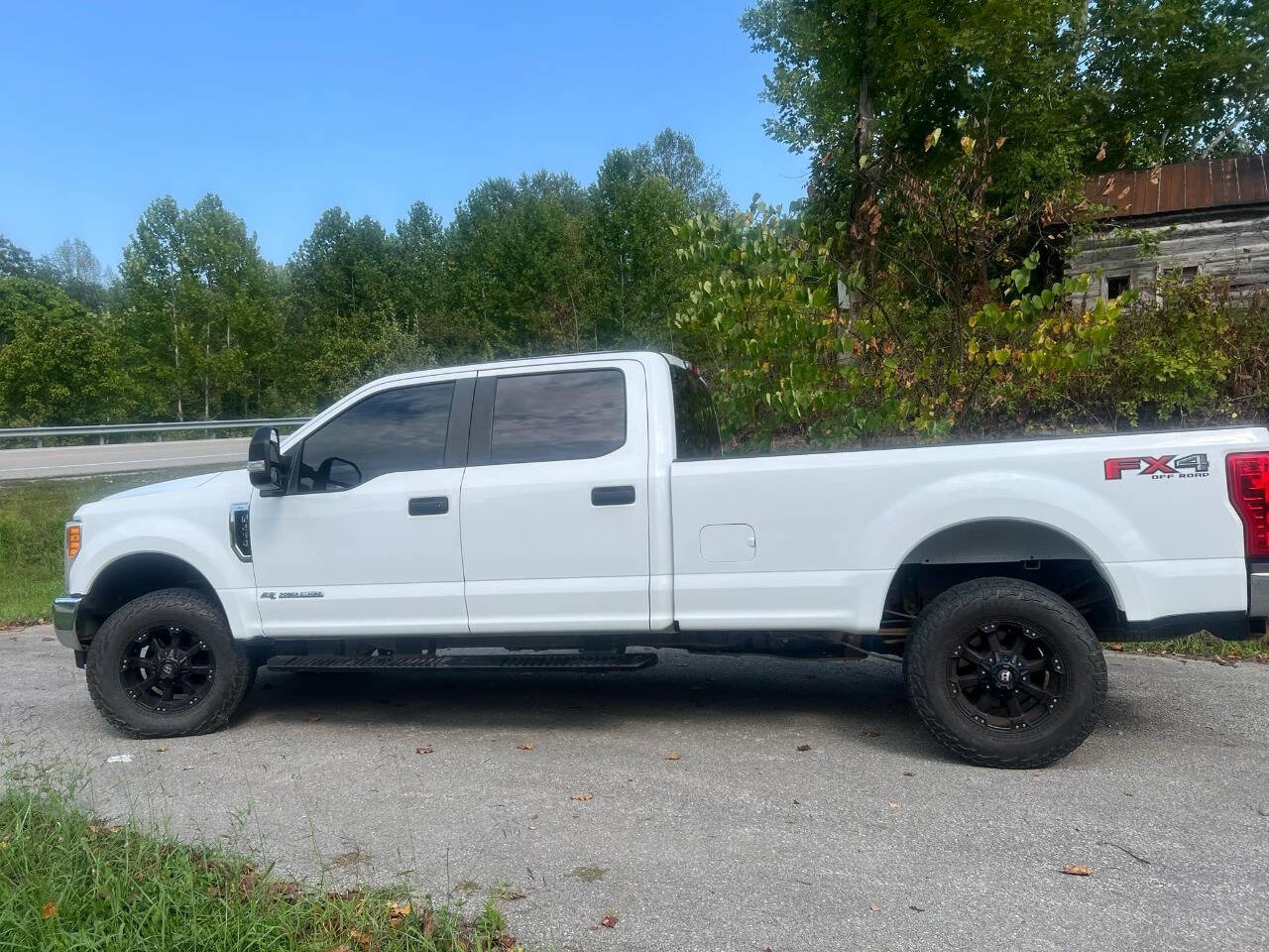 2017 Ford F-250 Super Duty for sale at Isaac's Auto Sales LLC in Sandy Hook, KY