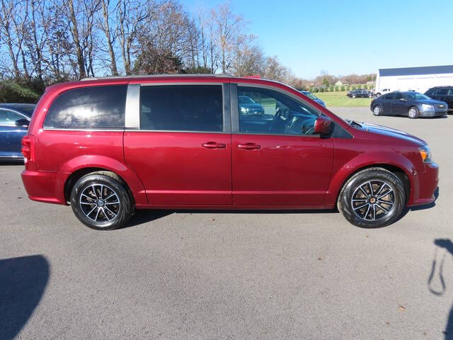 2018 Dodge Grand Caravan for sale at Modern Automotive Group LLC in Lafayette, TN