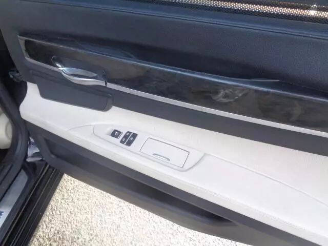 2012 BMW 7 Series 740Li