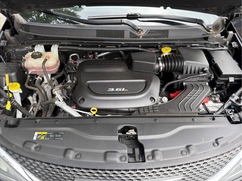 2018 Chrysler Pacifica Touring L Plus