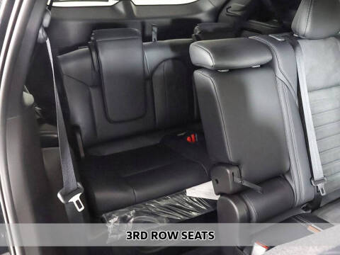 2025 Mitsubishi Outlander PHEV SE