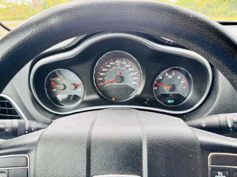 2013 Dodge Avenger SE