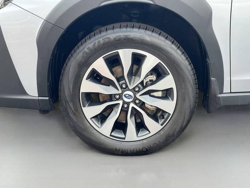 2025 Subaru Outback Touring