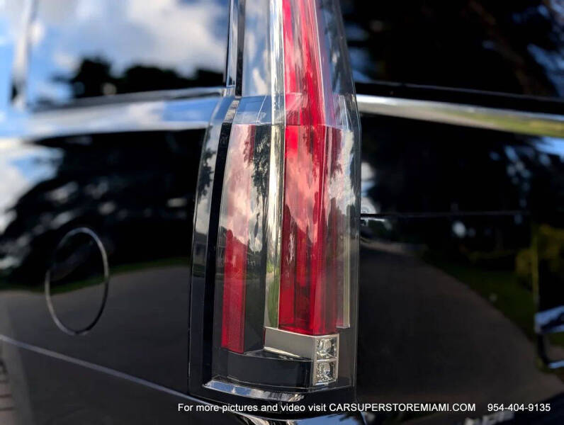 2015 Cadillac Escalade Luxury