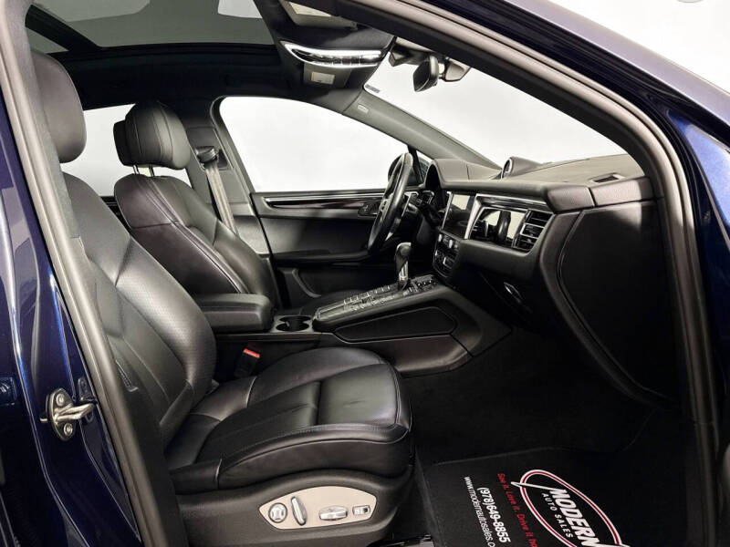 2020 Porsche Macan
