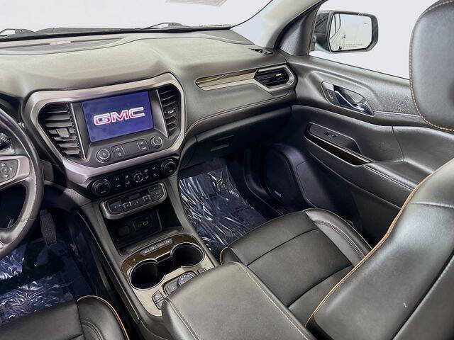 2021 GMC Acadia AT4