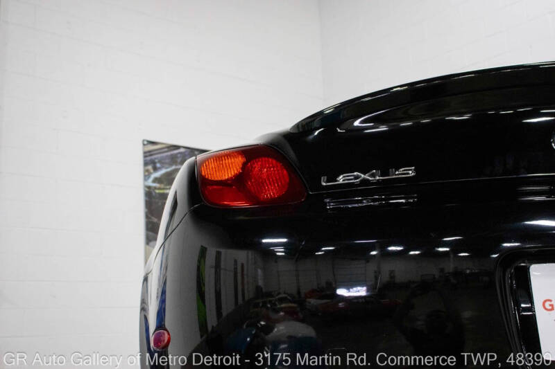 2004 Lexus SC 430