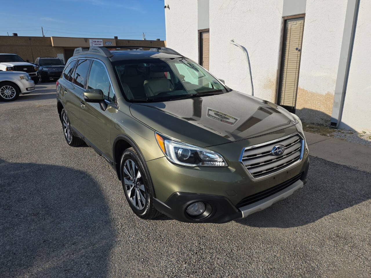 Green 2015 Subaru Outback 2.5i Limited AWD 2.5i Limited 4dr Wagon 1