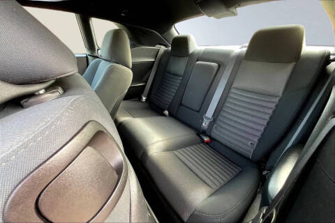 2012 Dodge Challenger SXT