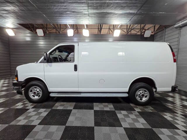 2023 GMC Savana 2500