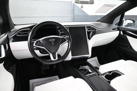 2017 Tesla Model X 75D