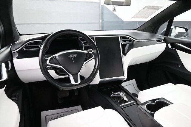2017 Tesla Model X 75D
