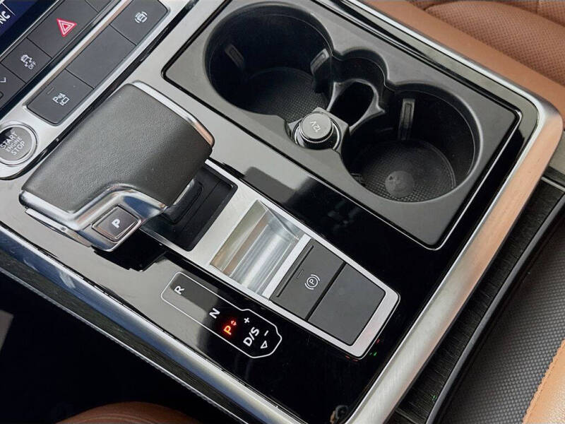 2023 Audi Q7 quattro Premium Plus 55 TFSI