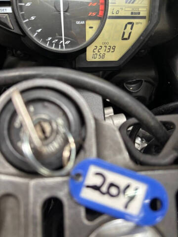 2013 Yamaha YZF-R1