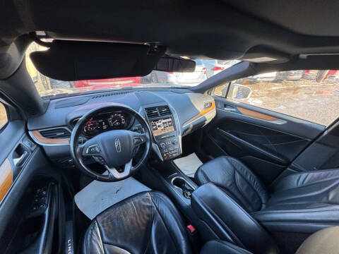 2017 Lincoln MKC Select