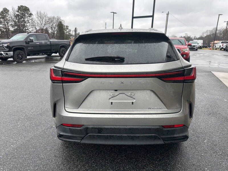 2024 Lexus NX 250 Premium