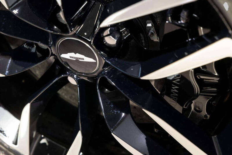 2016 Aston Martin Vanquish Volante