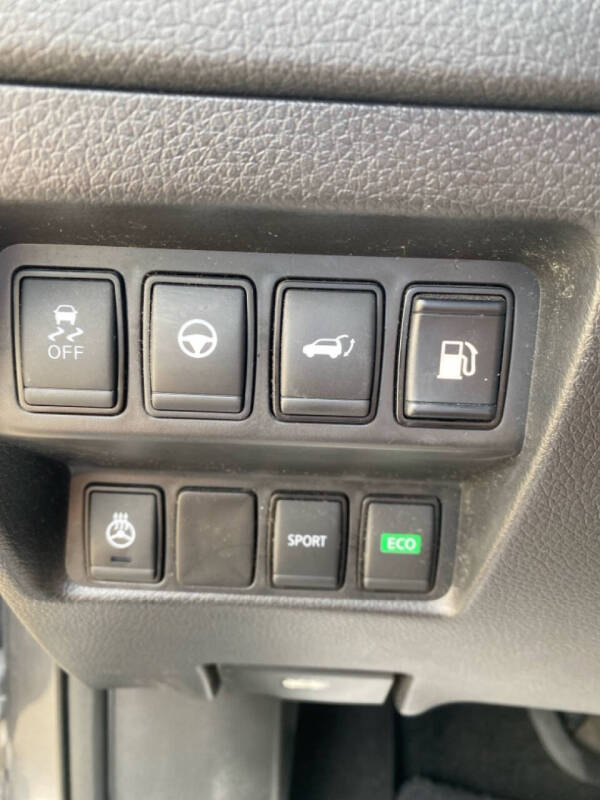 2019 Nissan Rogue S