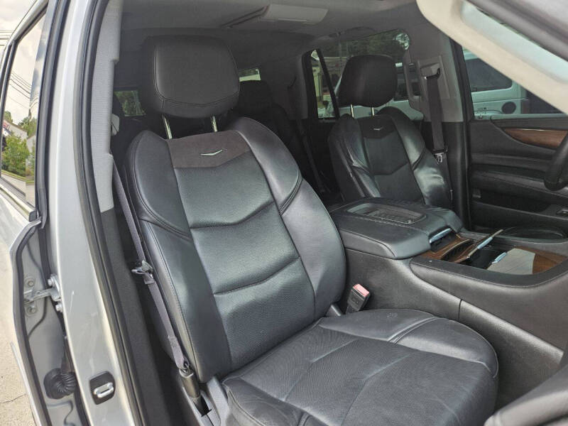 2017 Cadillac Escalade Premium Luxury