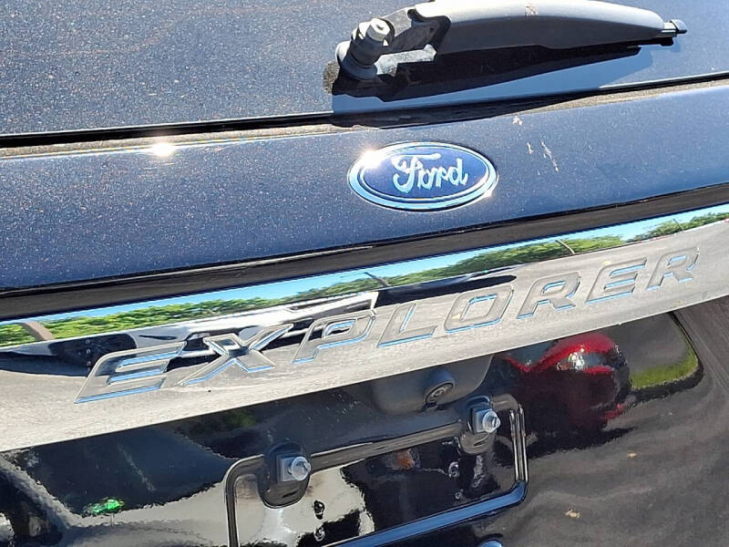 2022 Ford Explorer