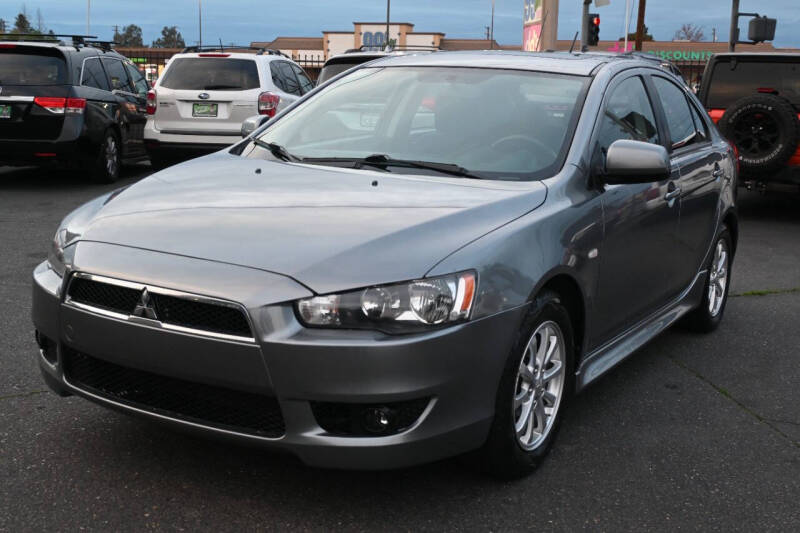 2014 Mitsubishi Lancer Sportback ES