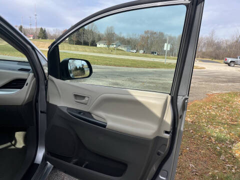 2016 Toyota Sienna L 7-Passenger