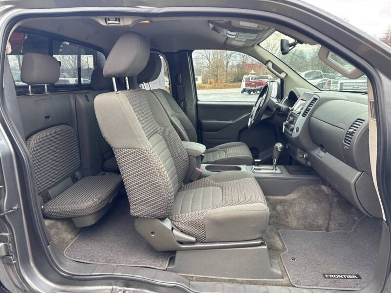 2016 Nissan Frontier SV V6