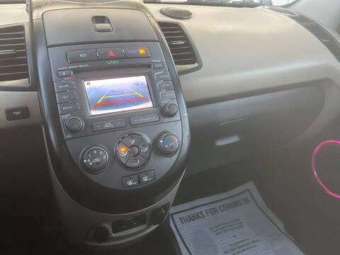 2012 Kia Soul +