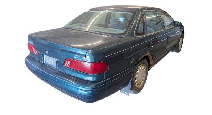 1995 Ford Taurus GL