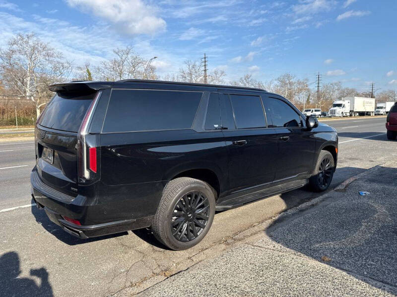 2023 Cadillac Escalade ESV Premium Luxury