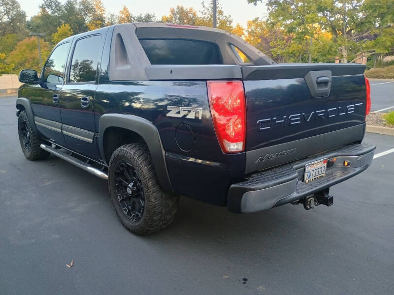 2005 Chevrolet Avalanche 1500 LT