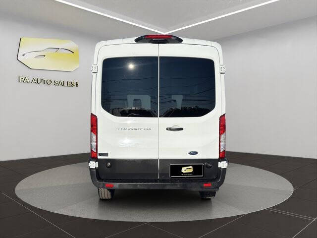 2024 Ford Transit 250