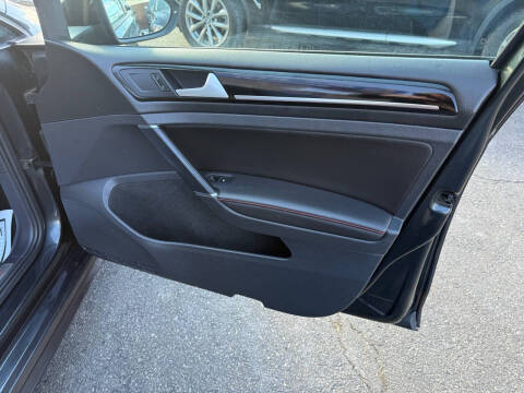 2016 Volkswagen Golf GTI Autobahn