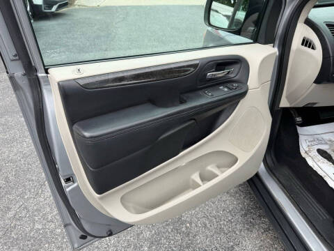 2013 Dodge Grand Caravan American Value Package