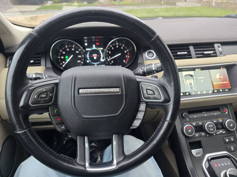 2018 Land Rover Range Rover Evoque SE Premium
