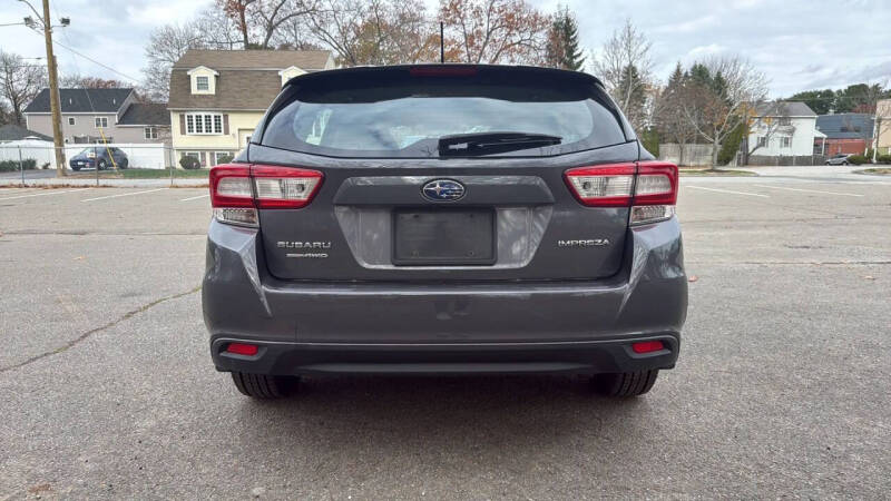 2019 Subaru Impreza 2.0i