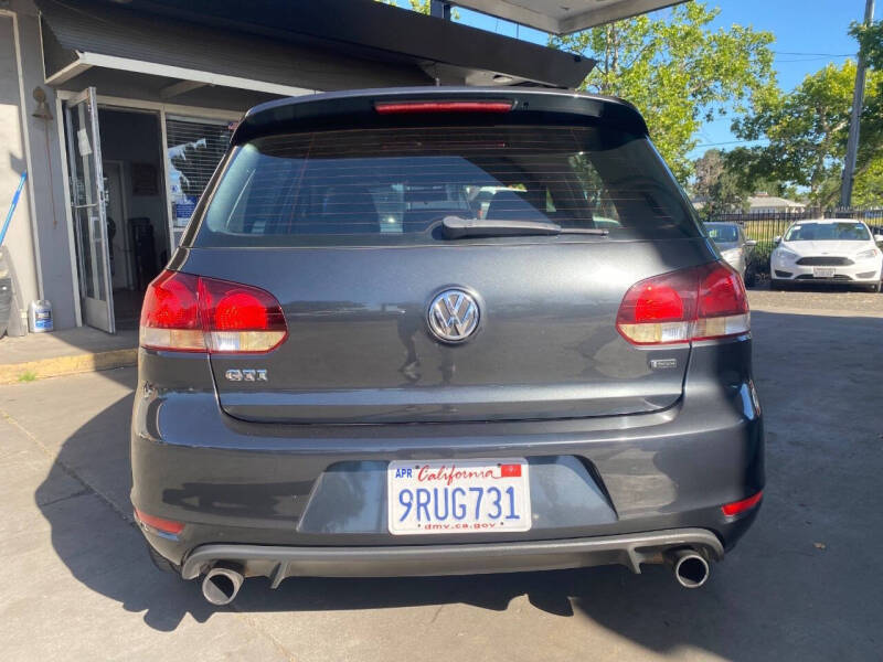 2010 Volkswagen GTI Base PZEV