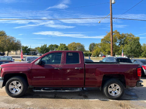 2015 Chevrolet Silverado 1500 for sale at UNITED MOTORS in Mckinney TX